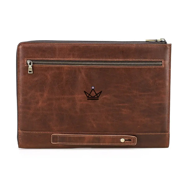 Housse MacBook 13" et 14" en cuir personnalisable — Voyageur TRAVERSÉE, Brun huilé / 13"