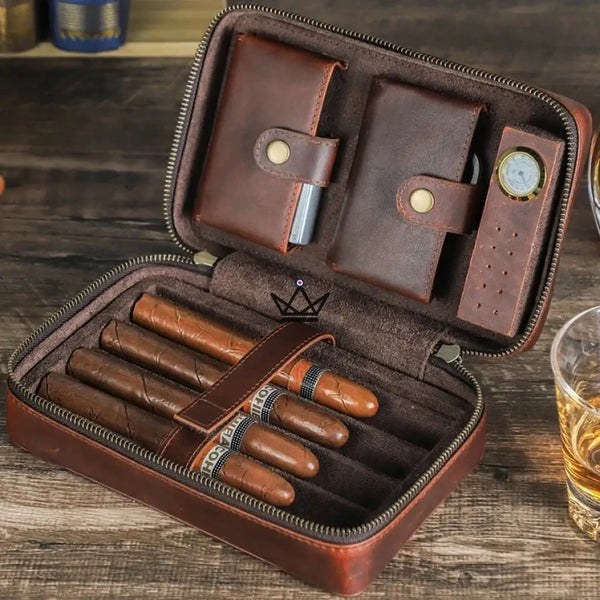 Étui à cigares en cuir personnalisable - Voyageur Signature -  - etui cigare personnalisable - Cadeau, Noël, Anniversaire, Original, Fête des pères, fête des mères - Atelier Atypique