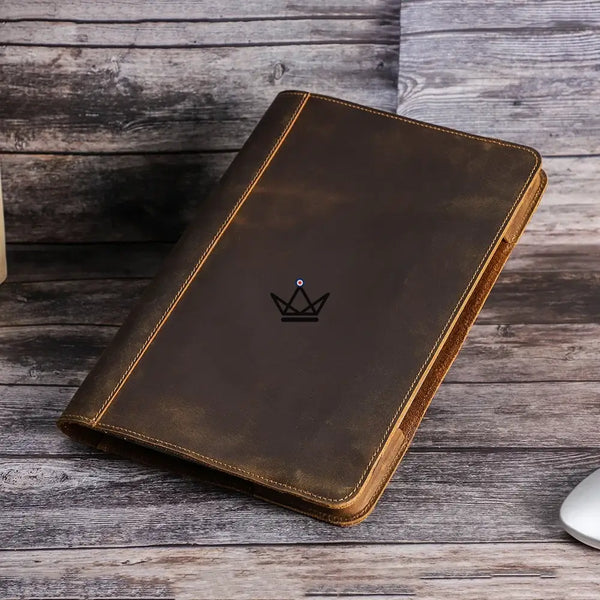 Housse Macbook en Cuir Personnalisable 13" - Voyageur RELIURE
