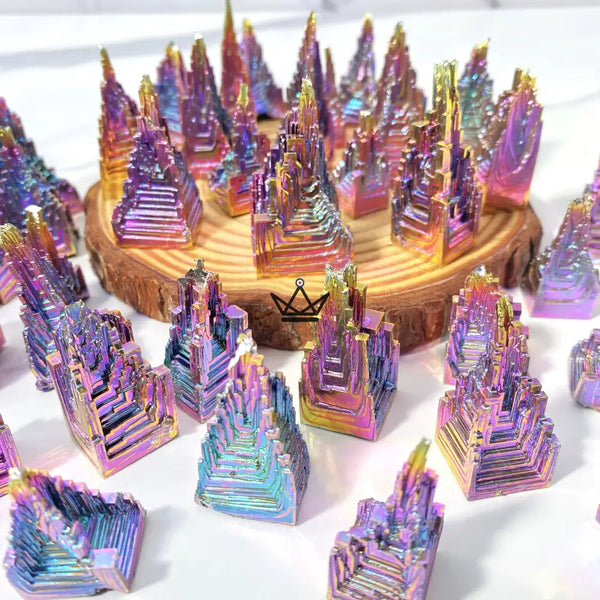 Cristal de bismuth irisé en escalier, pièce unique - BISMA
