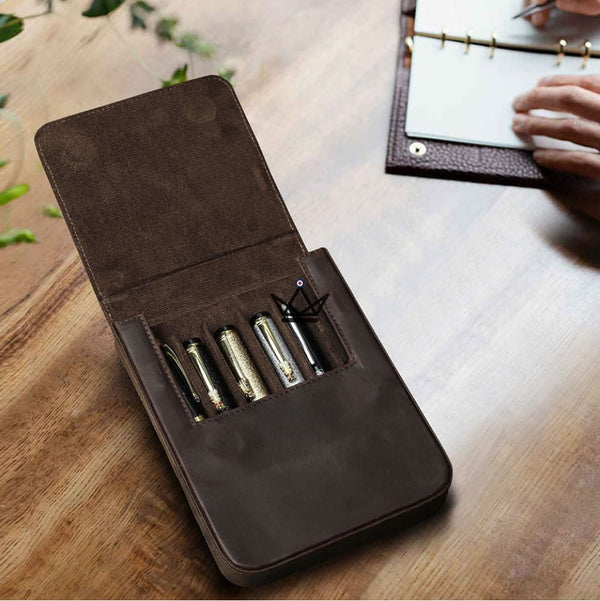Etui en cuir de luxe pour stylo plume - Magnus (personnalisable) -  - etui stylo personnalisable - Cadeau, Noël, Anniversaire, Original - Atelier Atypique