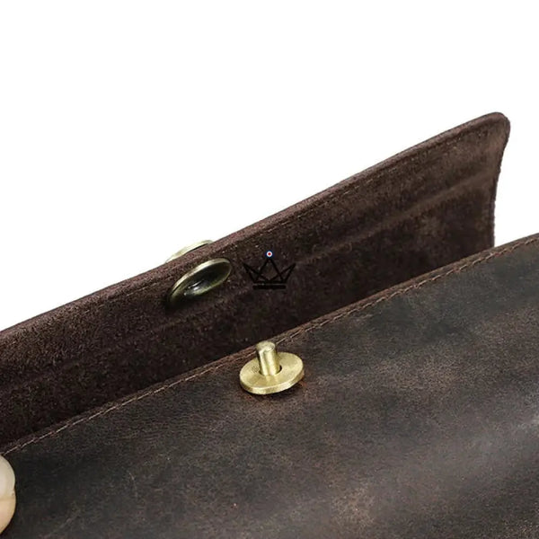 Étui à cravates en cuir personnalisable, 1 ou 2 cravates - Voyageur ASCOT - ["Divers personnalisable","maj-desc","maj-filtre","Maroquinerie Personnalisable"] - etui cravate personnalisable - Cadeau, Noël, Anniversaire, Original, Fête des pères, fête des mères - Atelier Atypique