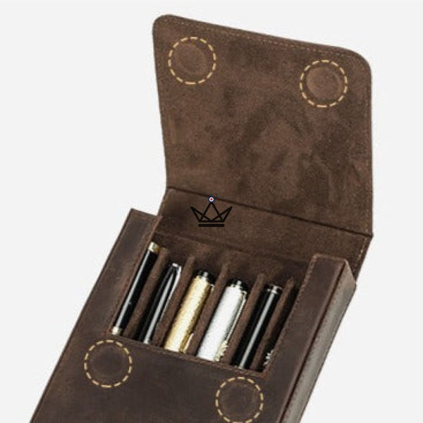 Etui en cuir de luxe pour stylo plume - Magnus (personnalisable) -  - etui stylo personnalisable - Cadeau, Noël, Anniversaire, Original - Atelier Atypique