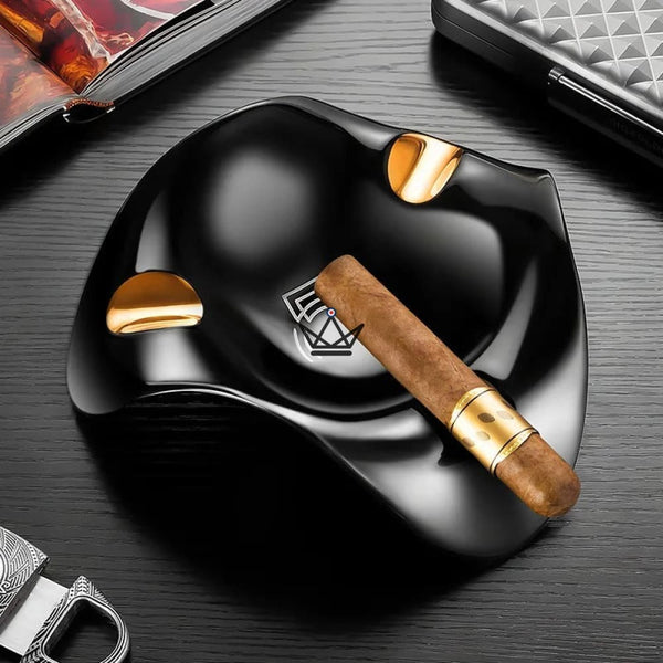 Cendrier à Cigare en Céramique - Éclipse Elégance