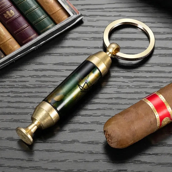 Perce-cigare porte-clés doré 2-en-1 avec aiguille — SCEPTRE – 5/9